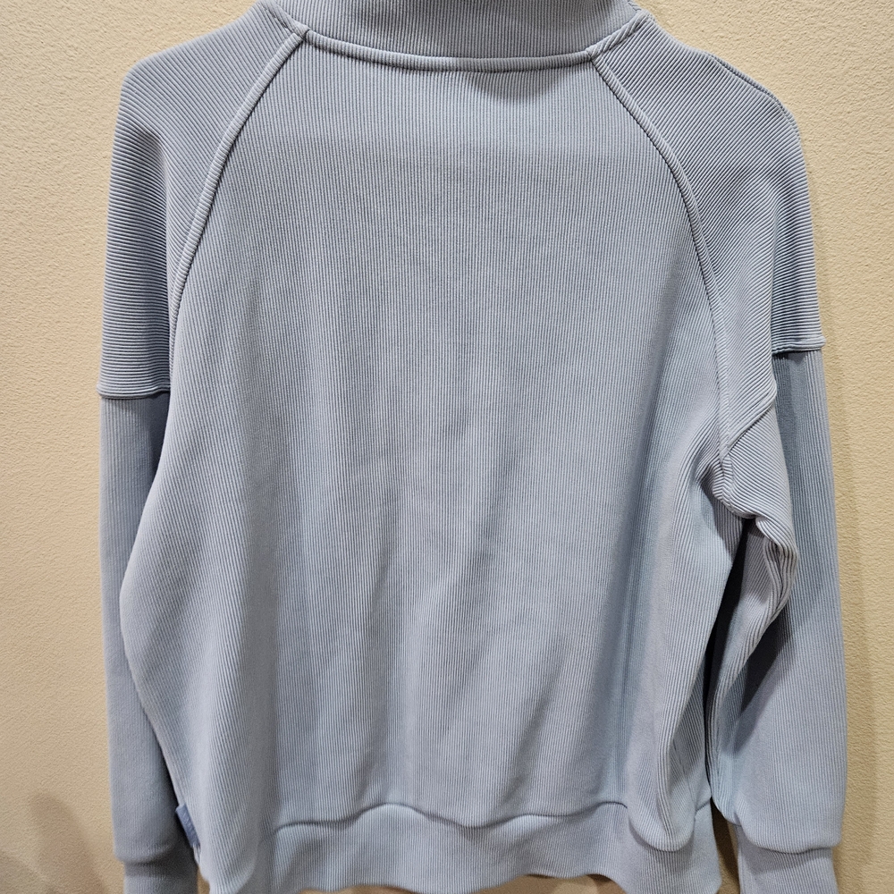 Light Blue Half-Zip Pullover Sweatshirt - Varley - Picture 6 of 6